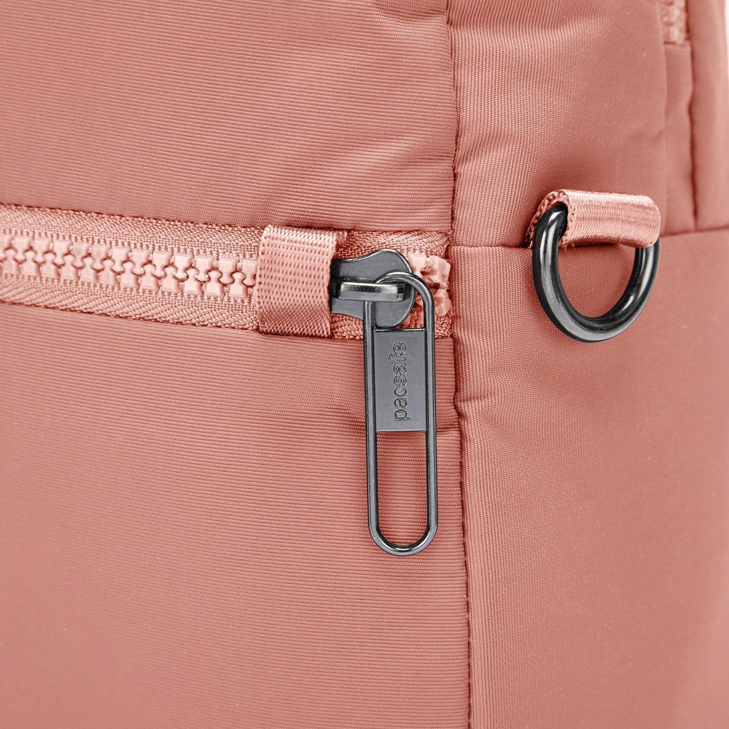 Product image of Pacsafe® CX 2用防盜背囊