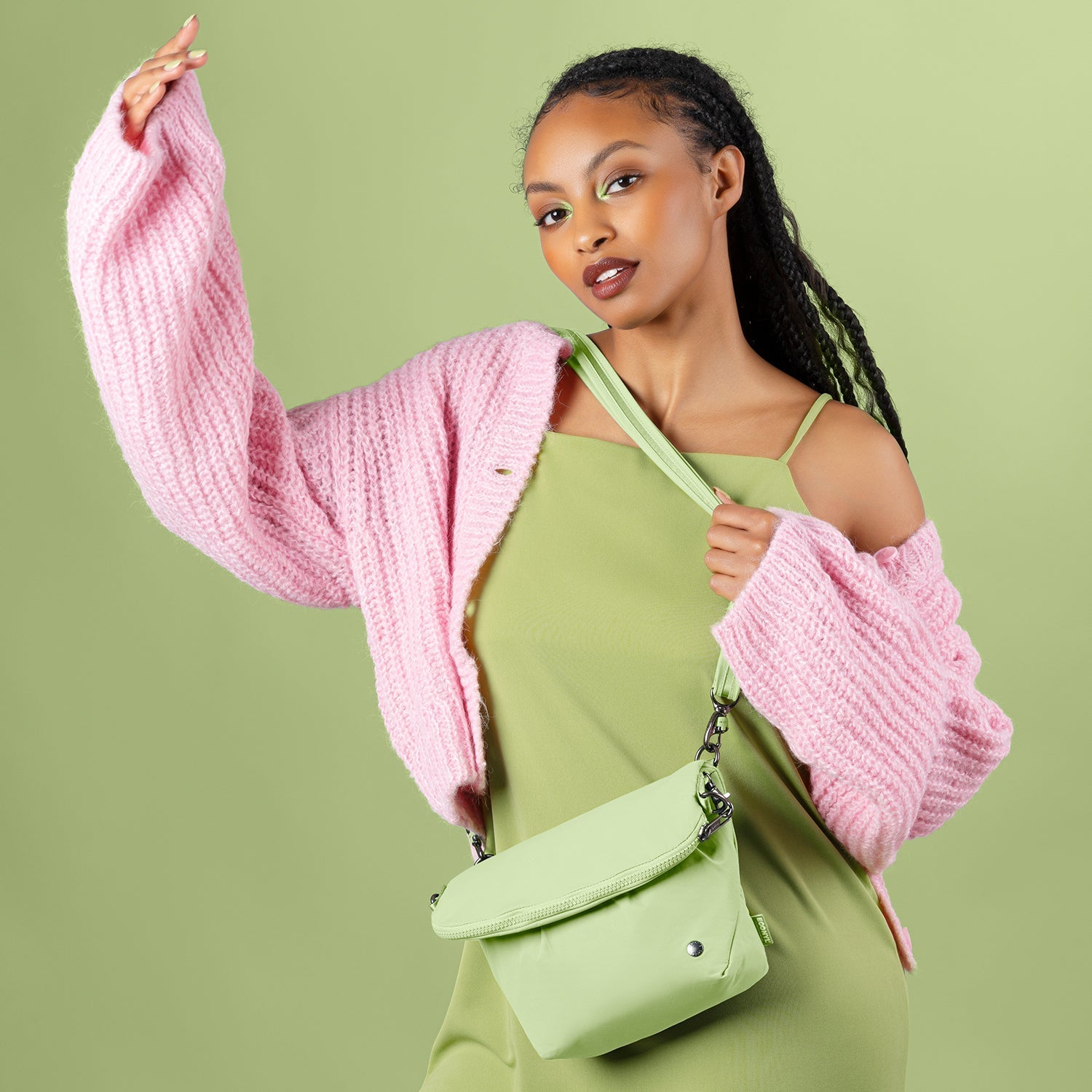 Product image of Pacsafe® CX 2用防盜斜孭袋