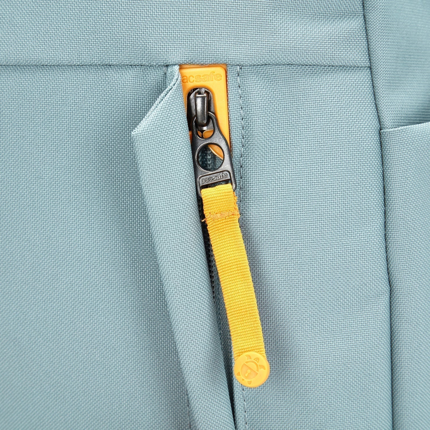 Product image of Pacsafe® GO 15L 防盜背囊