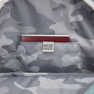 Product image of Pacsafe® GO 15L 防盜背囊