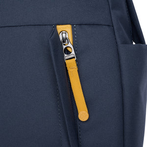 Product image of Pacsafe® GO 15L 防盜背囊