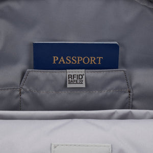 Product image of Pacsafe® GO 15L 防盜背囊