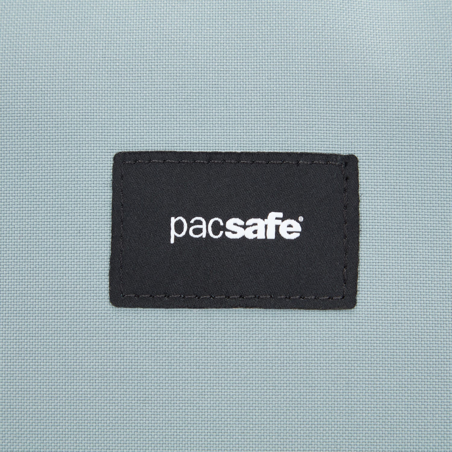 Product image of Pacsafe® GO 25L 防盜背囊