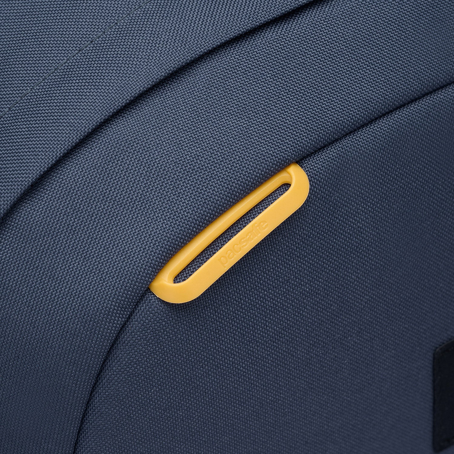 Product image of Pacsafe® GO 25L 防盜背囊