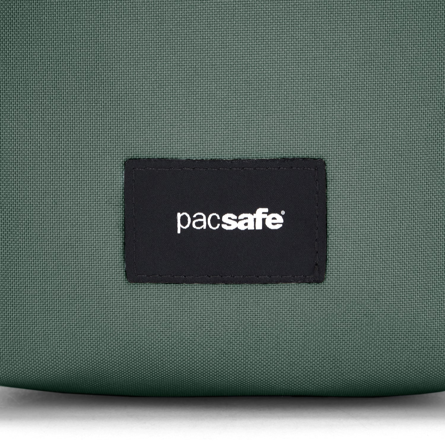 Product image of Pacsafe® GO 遊樂防盜斜孭袋