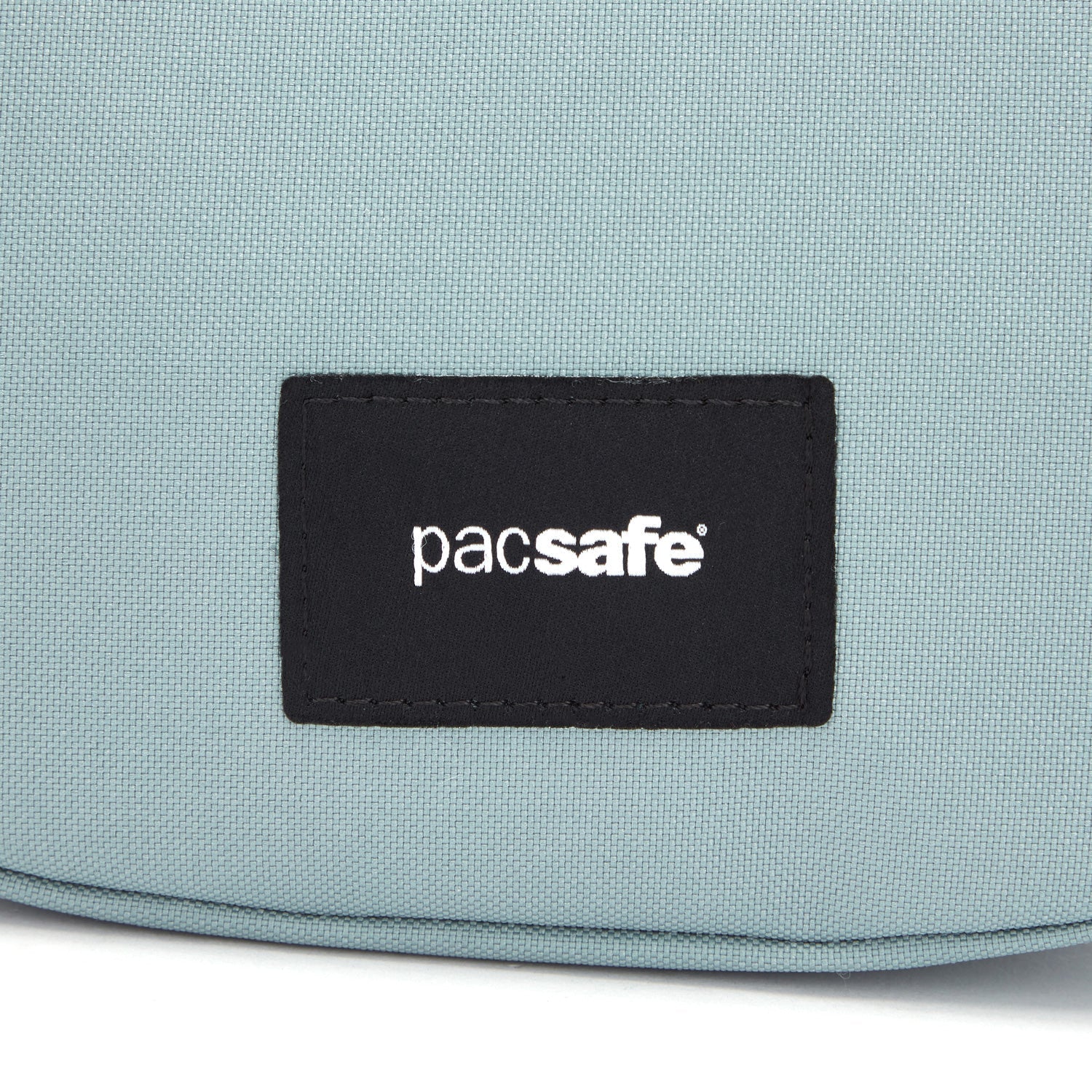 Product image of Pacsafe® GO 月亮形防盜斜孭袋