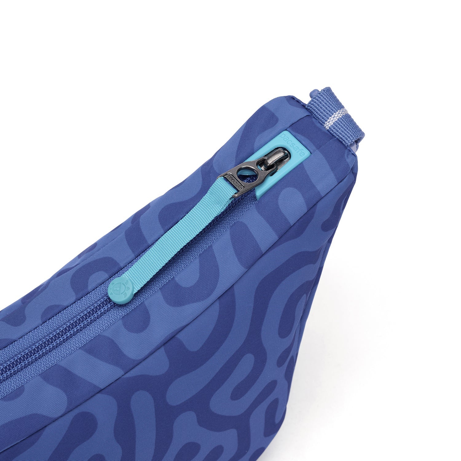 Product image of Pacsafe® GO 月亮形防盜斜孭袋