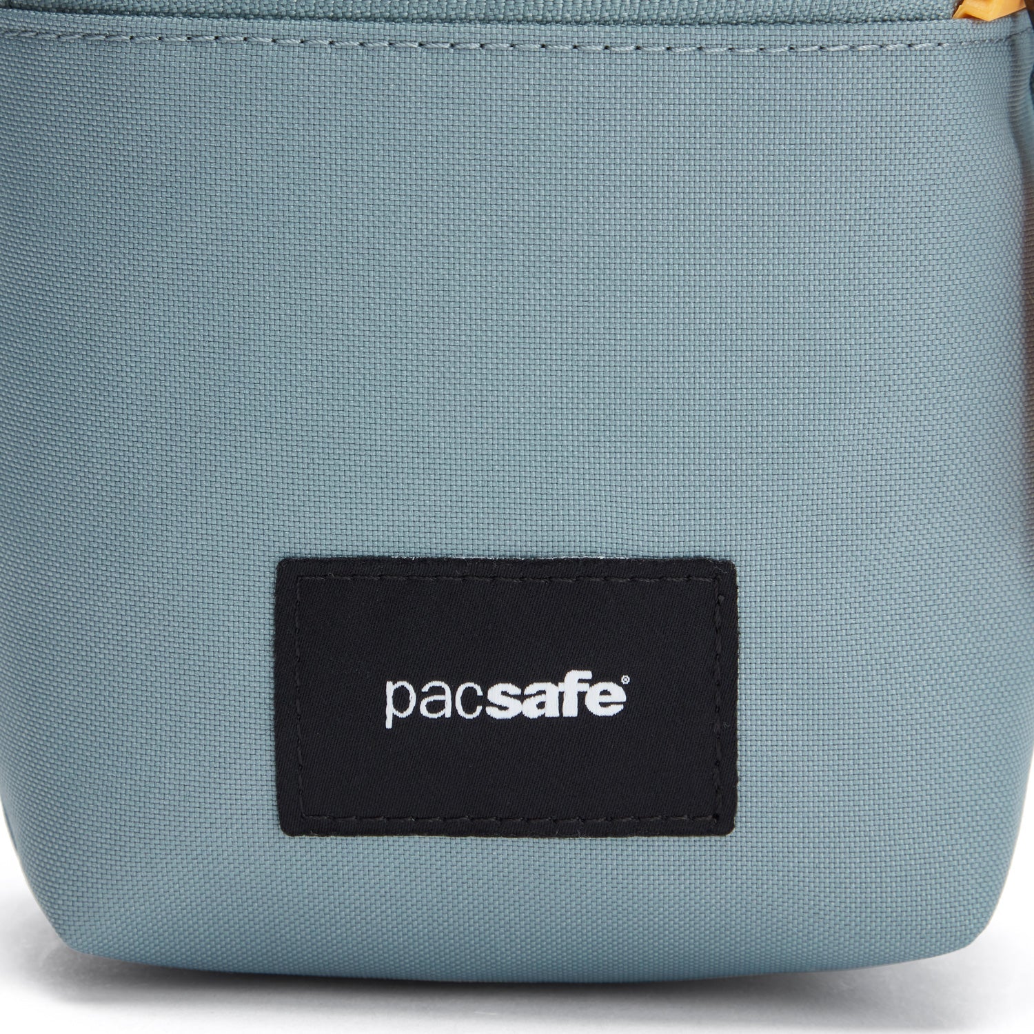 Product image of Pacsafe® GO 迷你防盜斜孭袋