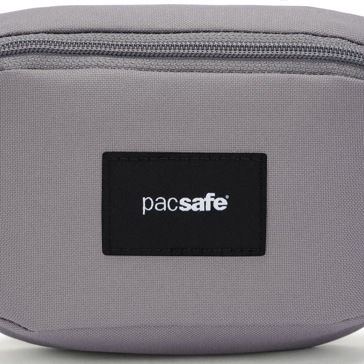 Product image of Pacsafe® GO 迷你防盜斜孭胸袋