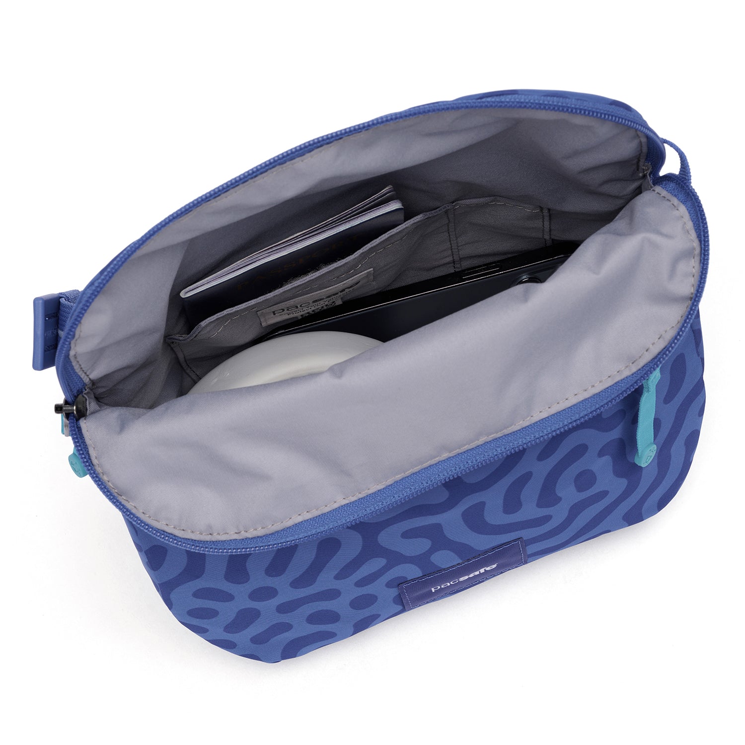 Product image of Pacsafe® GO 馬鞍形防盜斜孭袋