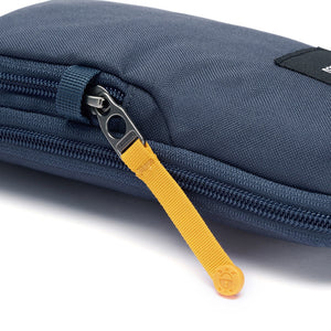 Product image of Pacsafe® GO袖珍防盜斜孭袋