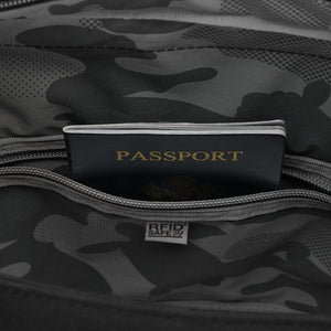 Product image of Pacsafe® GO 防盜手提背囊