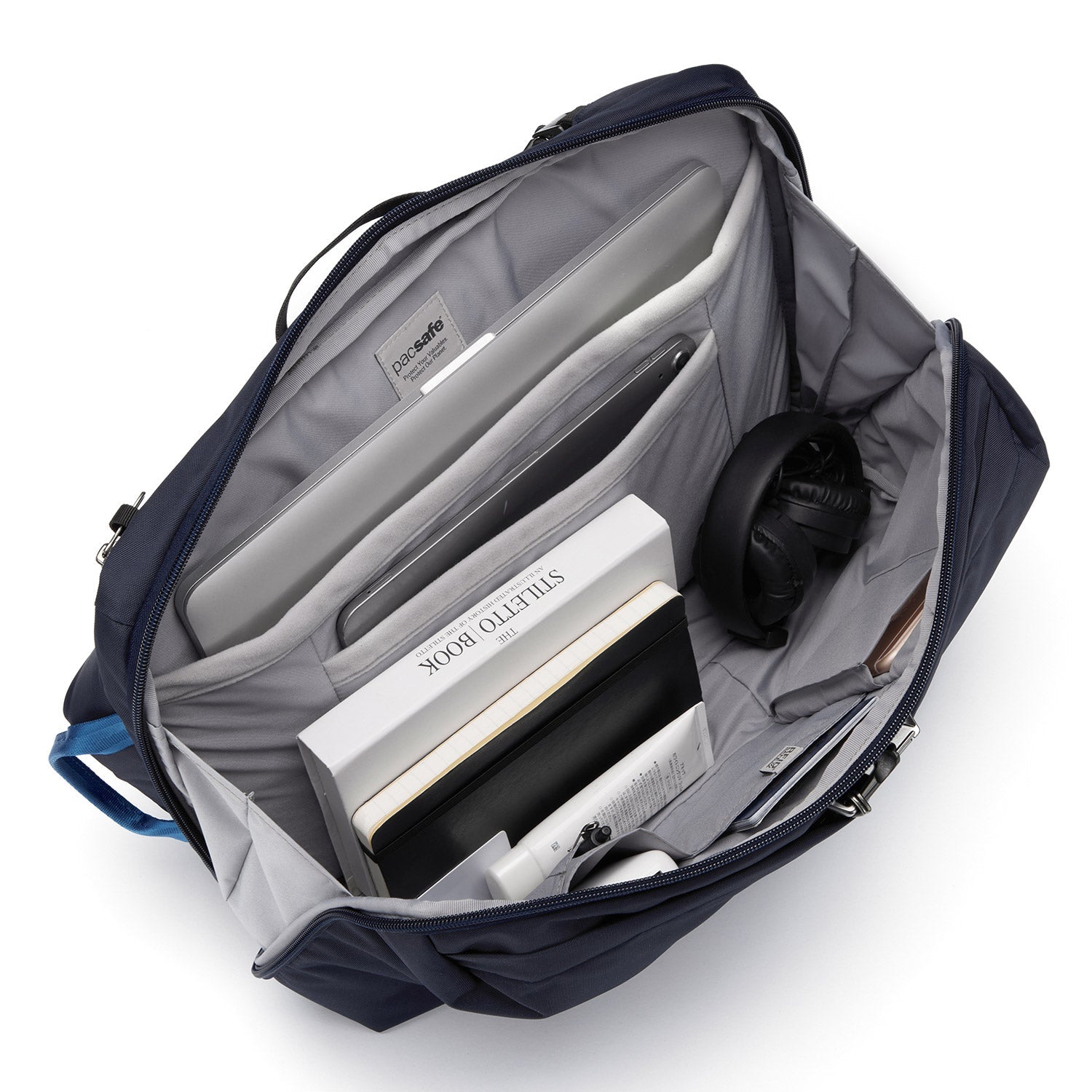 Product image of Pacsafe® V 通勤防盜背囊 ﹙適合 13 / 16英吋手提電腦﹚