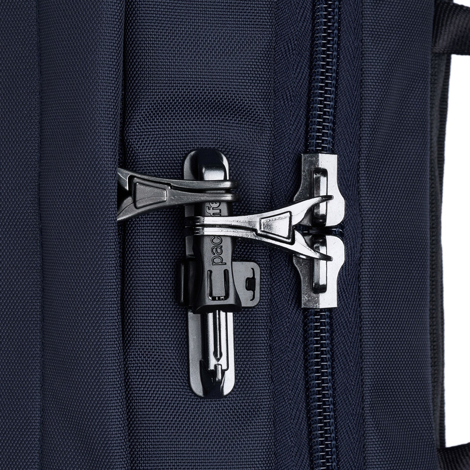 Product image of Pacsafe® V 通勤防盜背囊 ﹙適合 13 / 16英吋手提電腦﹚