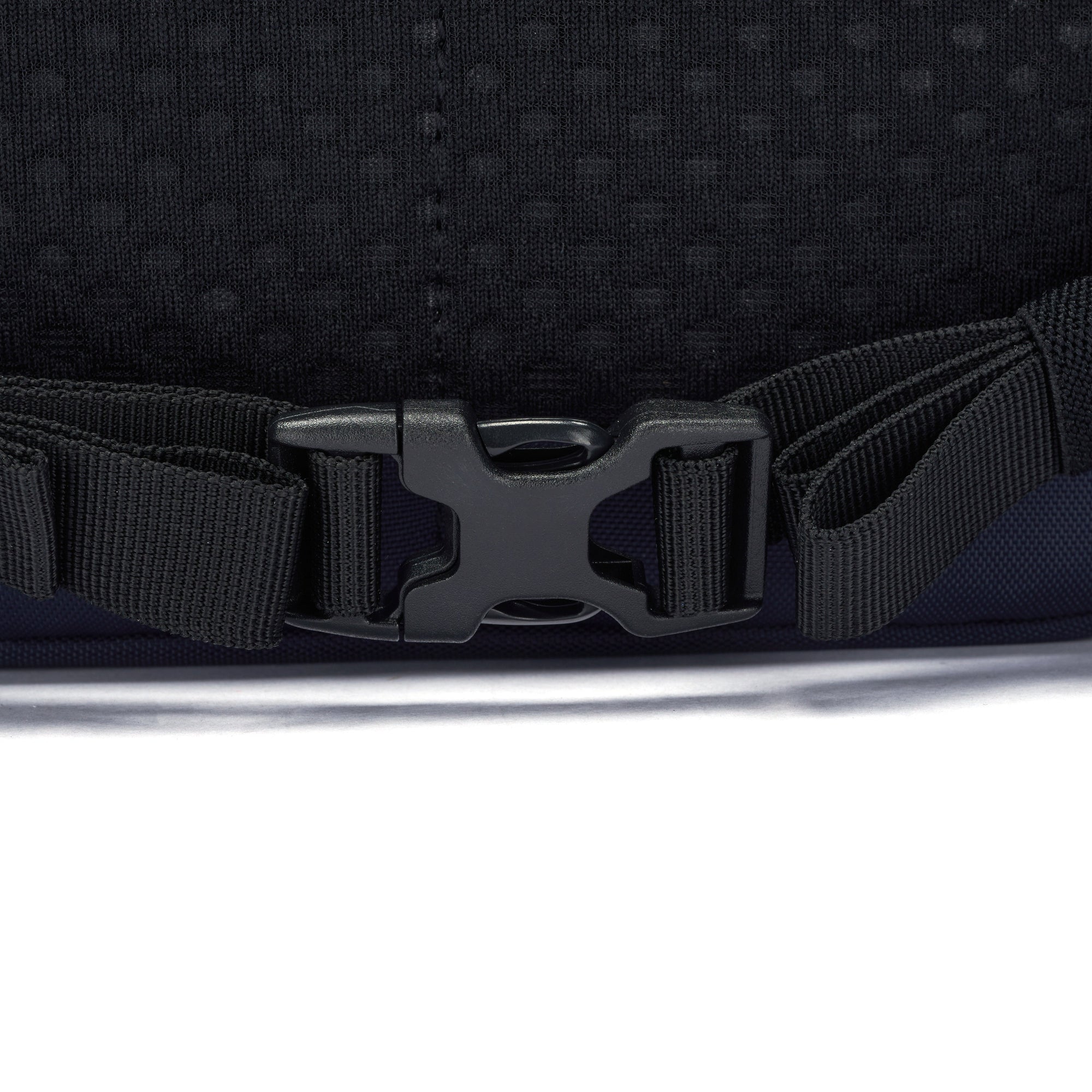 Product image of Pacsafe® V 26L 旅行防盜背囊