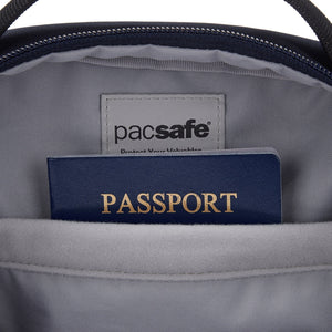 Product image of Pacsafe® V 旅行防盜斜孭袋