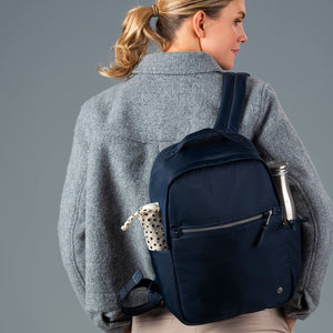 Product image of Pacsafe® W 10L 防盜背囊