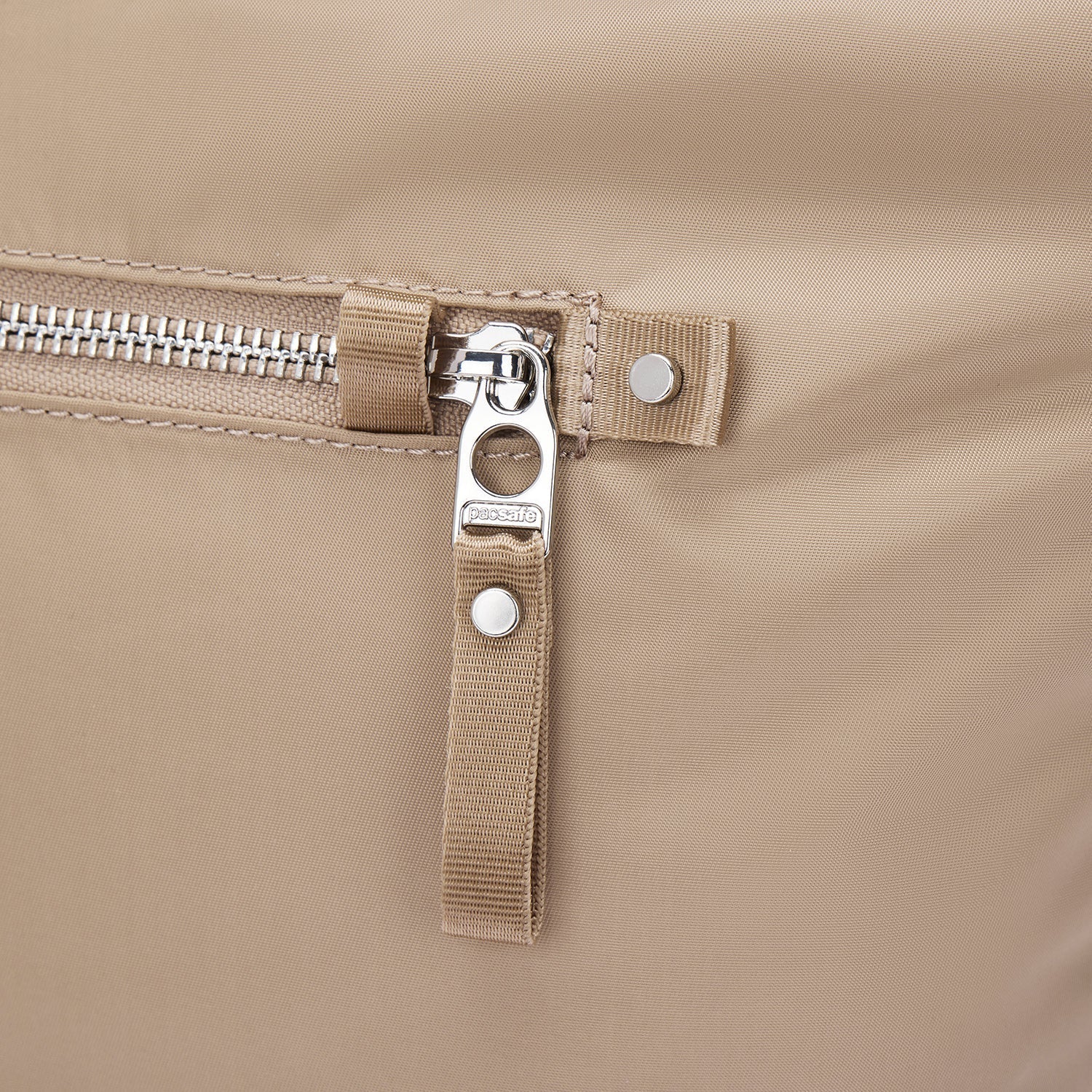 Product image of Pacsafe® W 防盜多用途手提袋