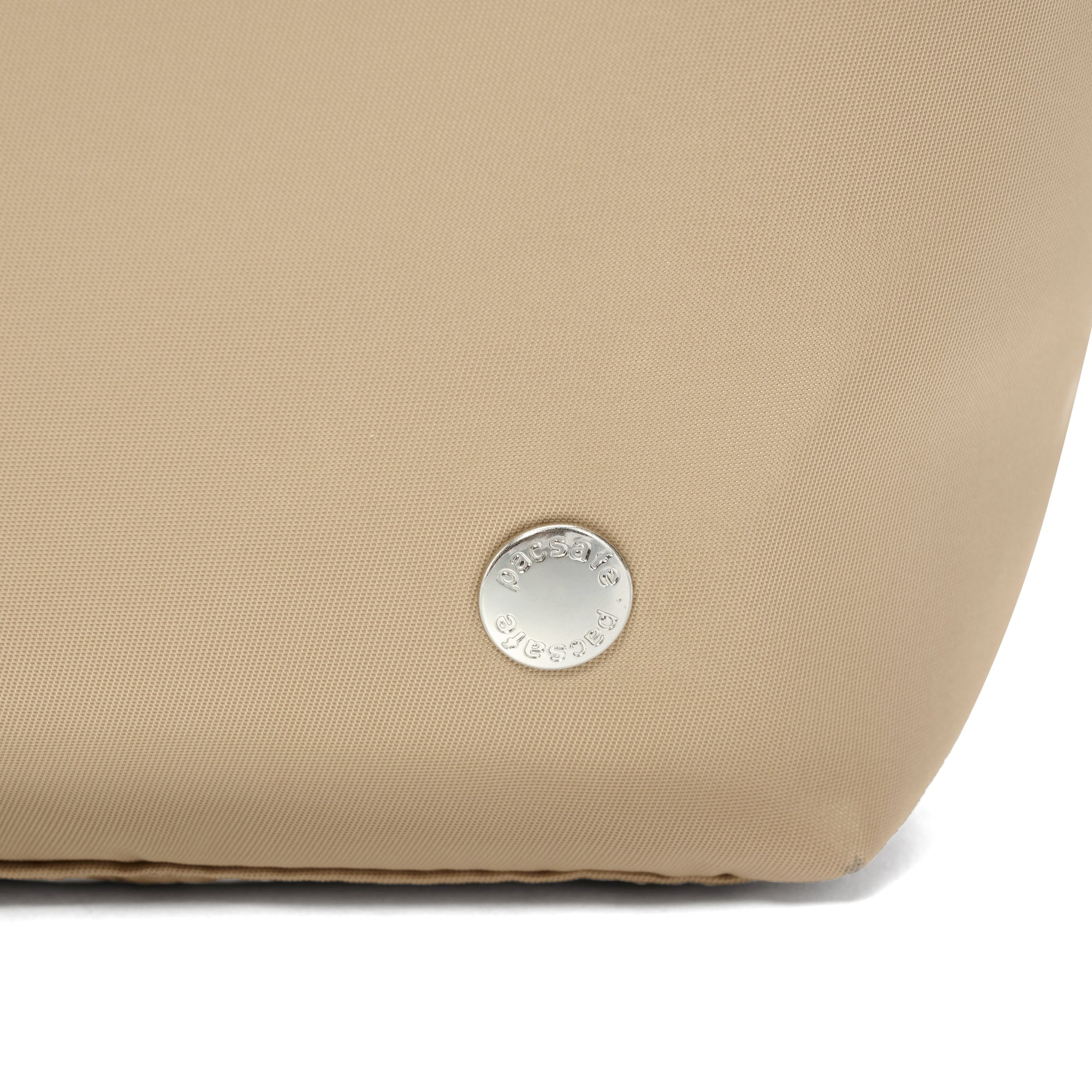 Product image of Pacsafe® W 防盜斜孭袋