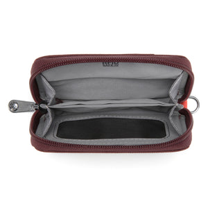 Product image of Pacsafe® RFIDsafe® RFID 屏蔽咭片銀包