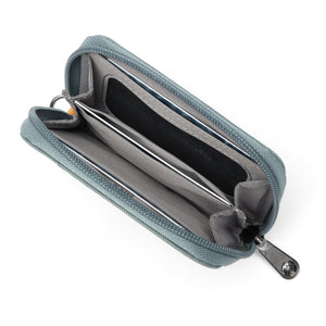 Product image of Pacsafe® RFIDsafe® RFID 屏蔽咭片銀包