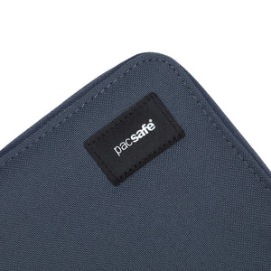 Product image of RFIDsafe RFID 屏蔽小型旅行銀包