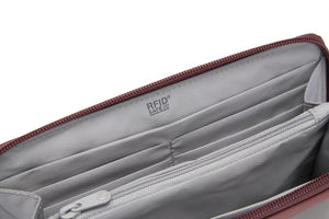 Product image of Pacsafe® RFIDsafe™ RFID 屏蔽長銀包