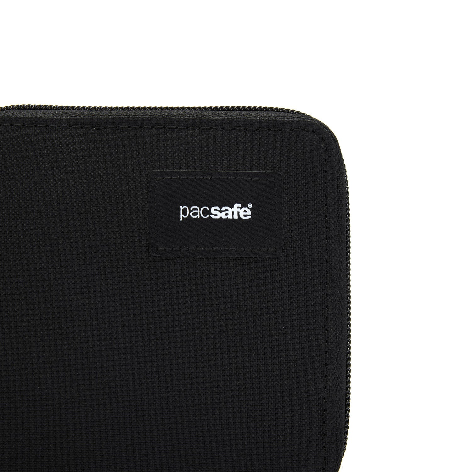 Product image of RFIDsafe™ RFID 屏蔽拉鏈銀包