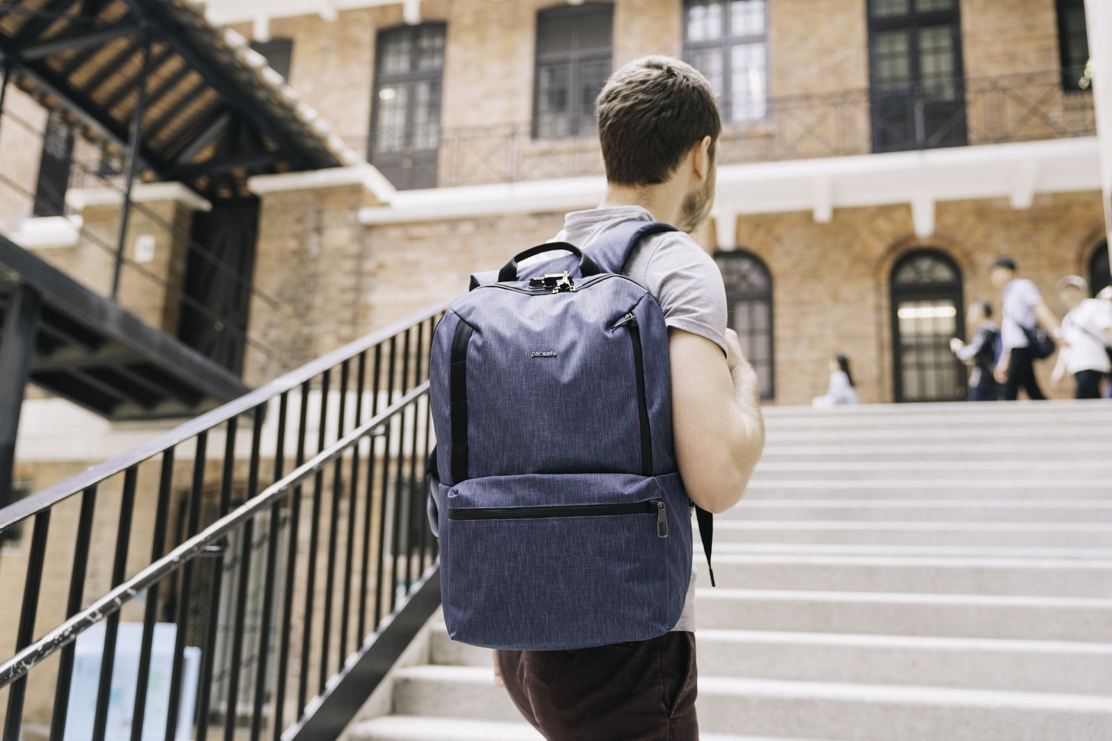 Turning Plastic Bottles Into The Best Anti-Theft Bags