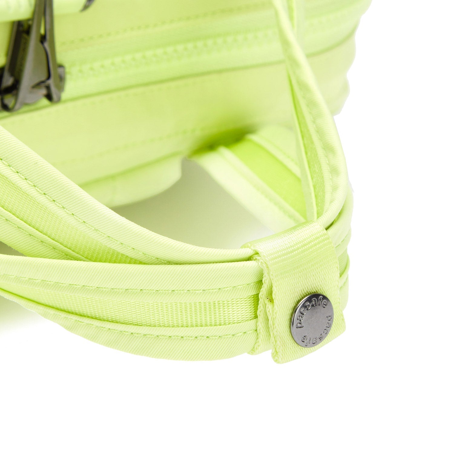 Product image of Pacsafe® CX 防盜背囊