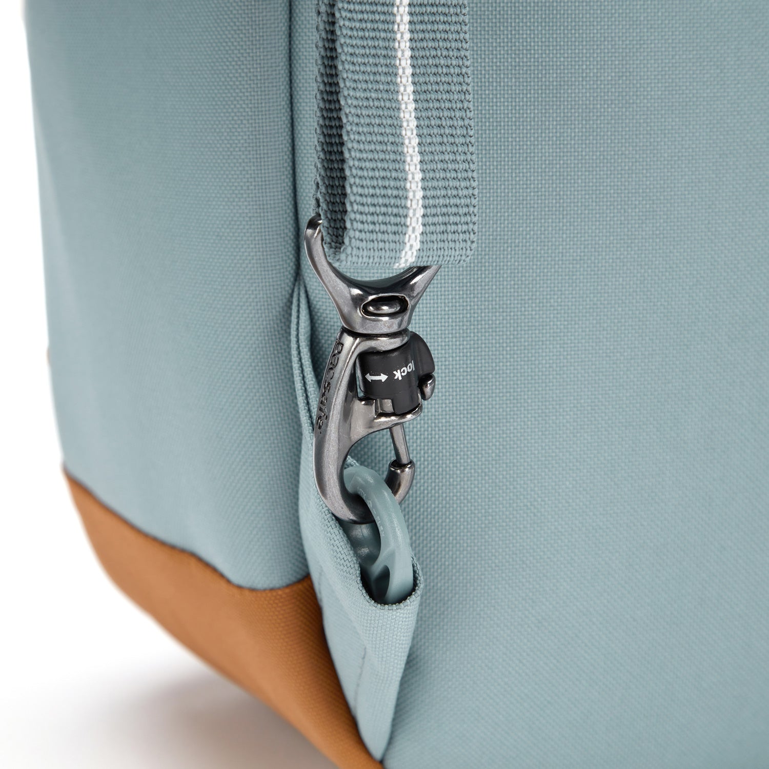 Product image of Pacsafe GO 15L 防盜背囊