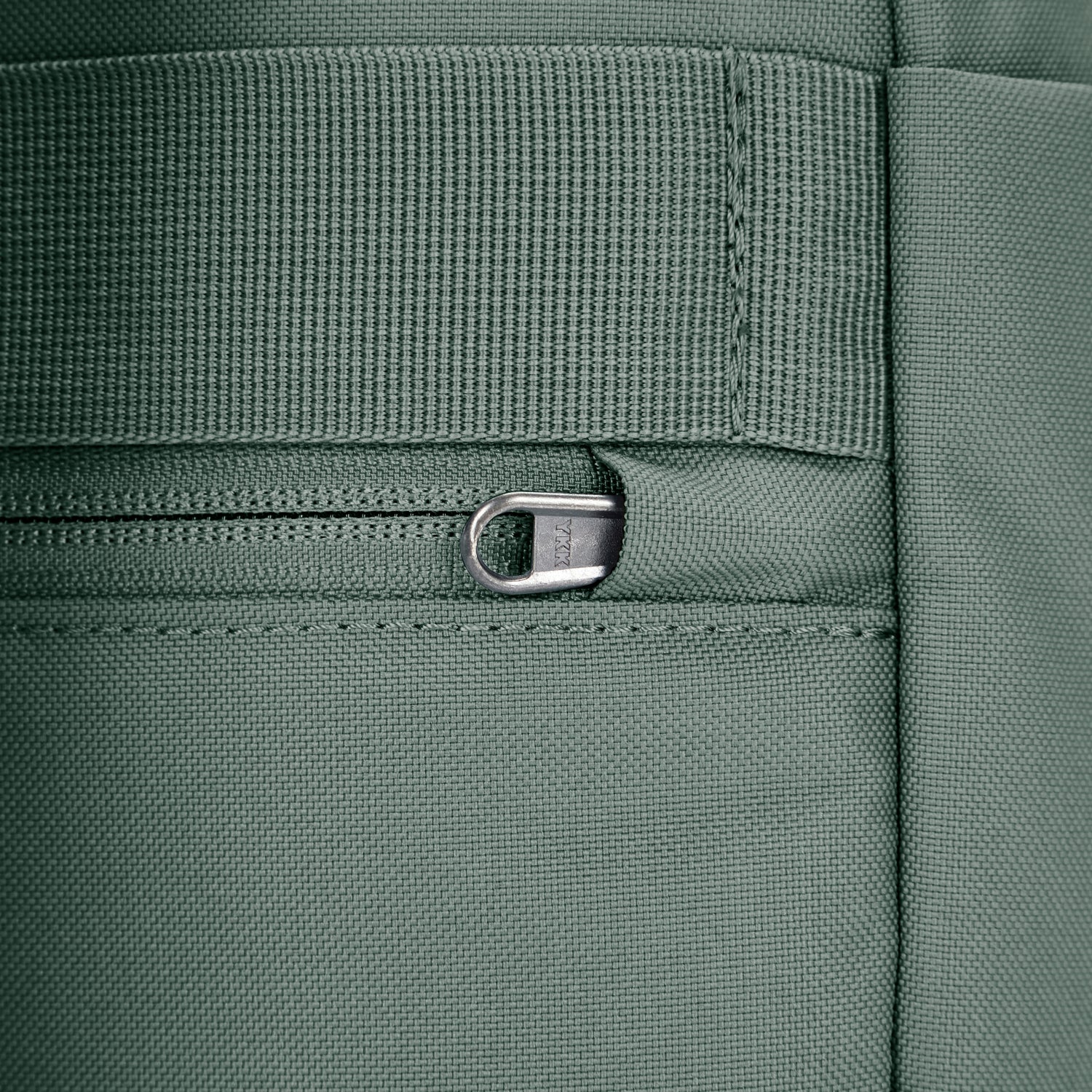 Product image of Pacsafe GO 15L 防盜背囊