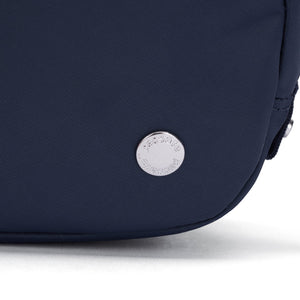 Product image of Pacsafe® W 迷你防盜斜孭胸袋