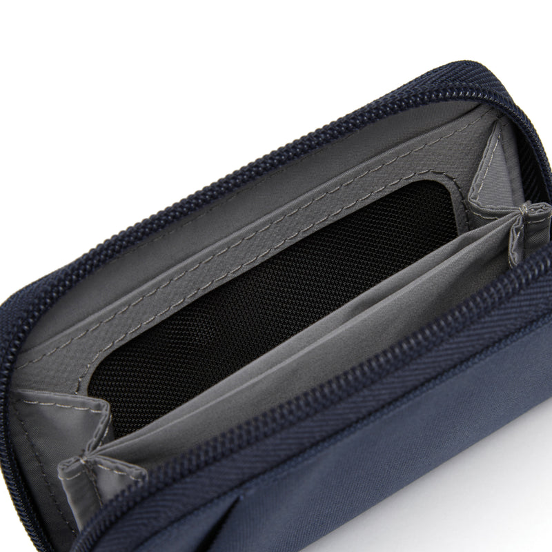 Pacsafe® RFIDsafe™ RFID blocking card wallet, Coastal Blue