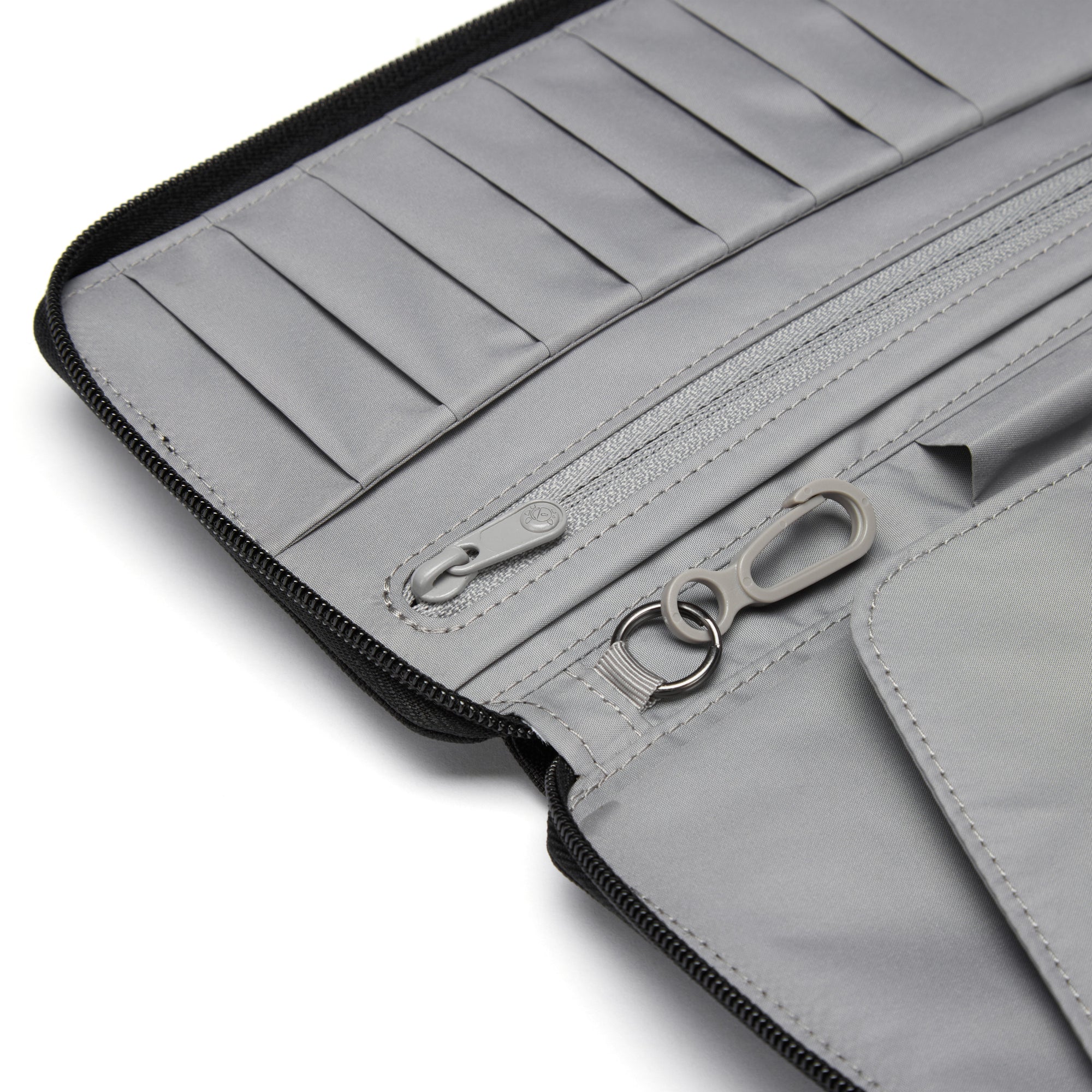 Product image of RFIDsafe™ RFID 屏蔽旅行銀包